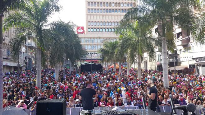 El Carnaval de Día y la Piñata congregarán en Santa Cruz a decenas de miles de personas