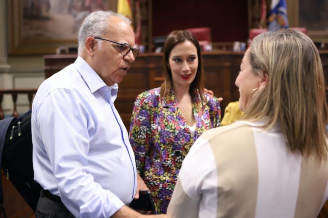 “Canarias sí tiene un problema demográfico: el envejecimiento y despoblación de las Islas Verdes”