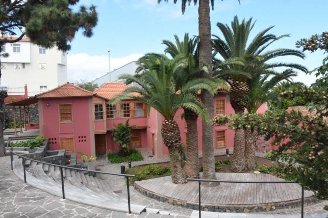 La poesía sube al ‘ring’ en Santa Úrsula