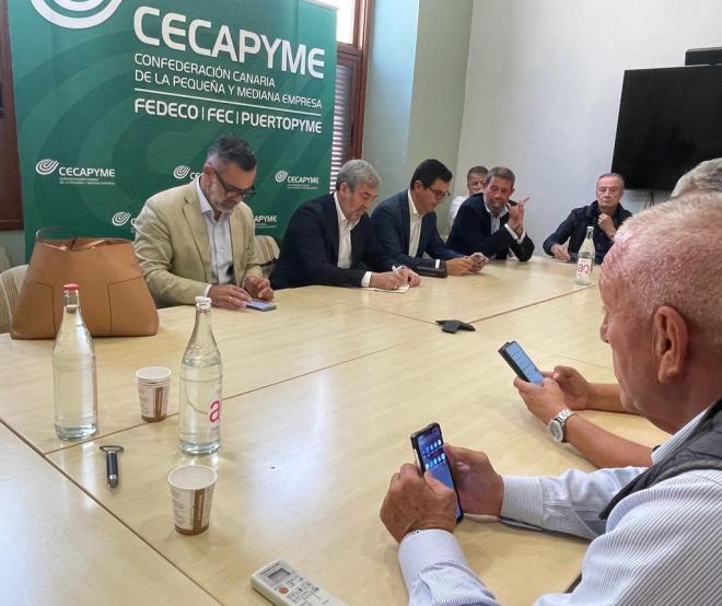 Clavijo critica que el Gobierno “siga poniendo sobre las espaldas de las familias” la factura de la inflación
