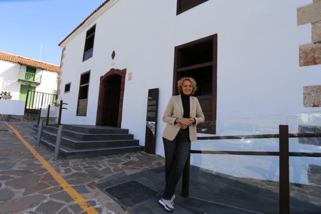 Clari Pérez reclama un Plan de Dinamización del casco histórico de Arona para promover la actividad comercial