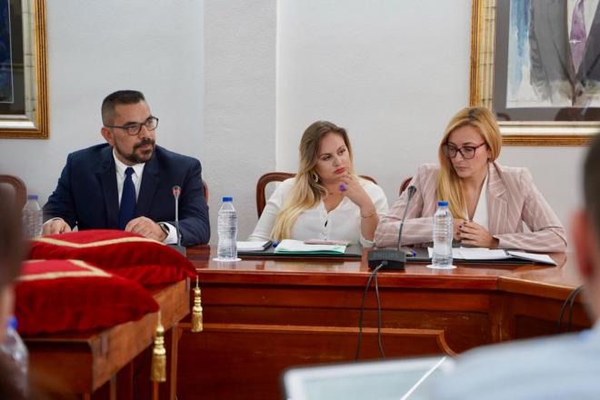 PSOE y Podemos rechazan debatir una moción sobre el futuro del Teide