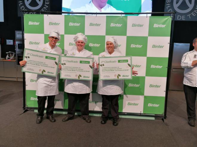 Lilia Valdivia gana el Campeonato Regional de Jóvenes Cocineros en GastroCanarias