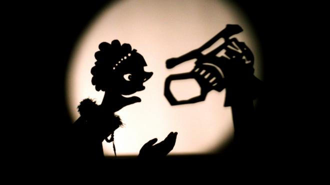 Las sombras chinas de Valeria Guglietti en el Teatro Victoria