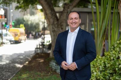 Fernández de la Puente insta a fomentar el uso de las energías renovables en Canarias para lograr los objetivos de la descarbonización