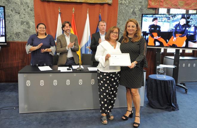 El Cabildo recibe un premio del Gobierno de Canarias por el proyecto de inserción laboral Inforemiass