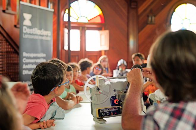 Tenique Cultural recupera para su digitalización nueve colecciones inéditas