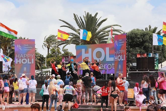 Celebración de la fiesta Holi