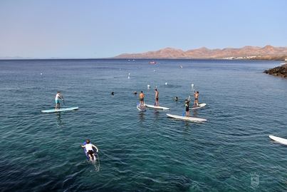 Rutas de paddle surf en Puerto del Carmen para sensibilizar sobre los fondos marinos