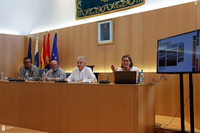 Tías presenta su Plan de Movilidad con una red de carriles bici, aceras, aparcamientos disuasorios y guaguas con Masdache y el Hospital