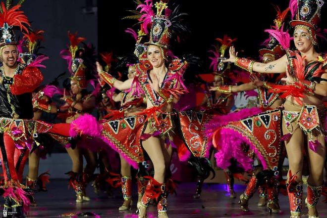 Tías celebra su gran gala de presentación del Carnaval