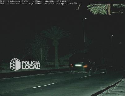 La Policía Local detecta a un conductor circulando a 128 km/h