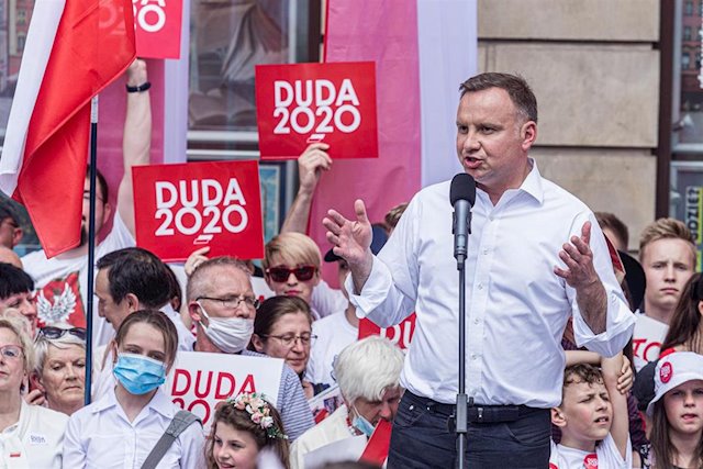 El ultraconservador Duda gana las elecciones en Polonia