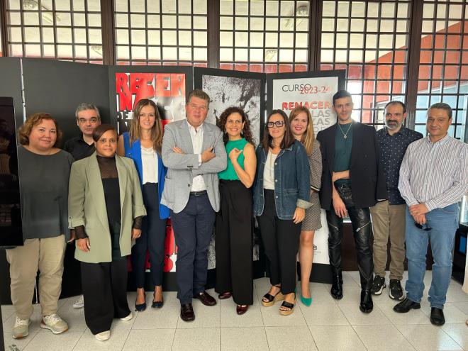 Proyecto para transformar la ceniza del volcán en joyas y complementos de moda