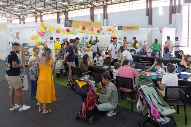 Miles de familias canarias respaldan la feria ‘En Modo Family’