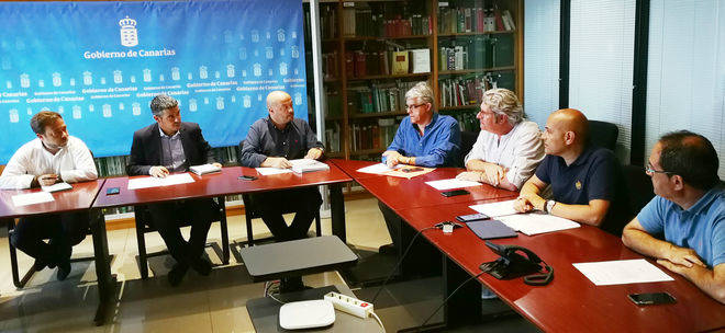 Canarias estudiará la propuesta de AVIBO para mejorar el POSEI del vino