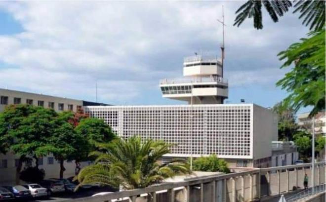 La Escuela de Náutica de Santa Cruz de Tenerife, desidias, abandonos y algo más