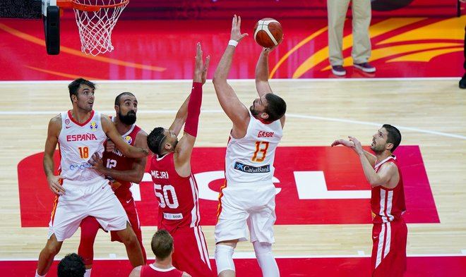 España cumple pronósticos y gana a Túnez en el Mundial de baloncesto