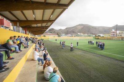 Inauguran la renovación del Estadio de Barrial