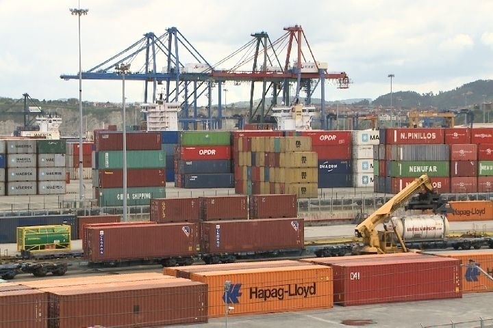 Arrancan 48 horas de huelga en la estiba