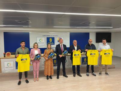La alcaldesa de San Bartolomé de Tirajana Conchi Narváez, inaugura el Torneo Internacional de Pádel LGTBI
