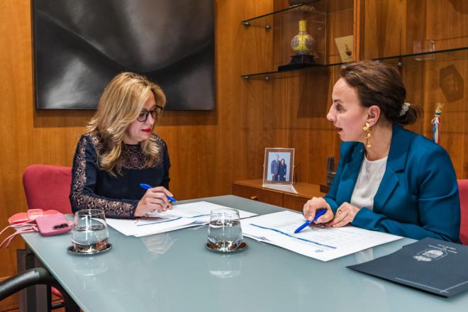 Cabildo y Ayuntamiento acuerdan convertir a Arico en el epicentro de la economía circular