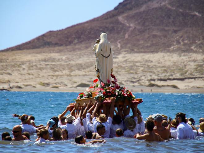 El Médano celebró el domingo su XVI romería barquera