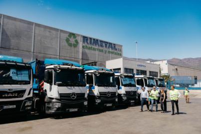 La empresa Martínez Cano retira del tránsito vehículos pesados