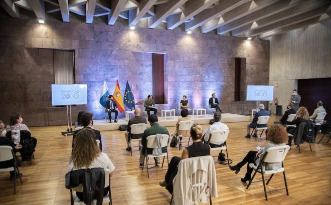 El Gobierno inaugura el Foro Mundo Laboral de la Agenda Canaria 2030