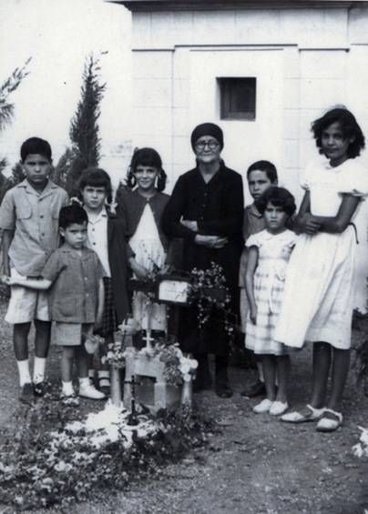Historias y leyendas de los muertos llenan las noches de finados
