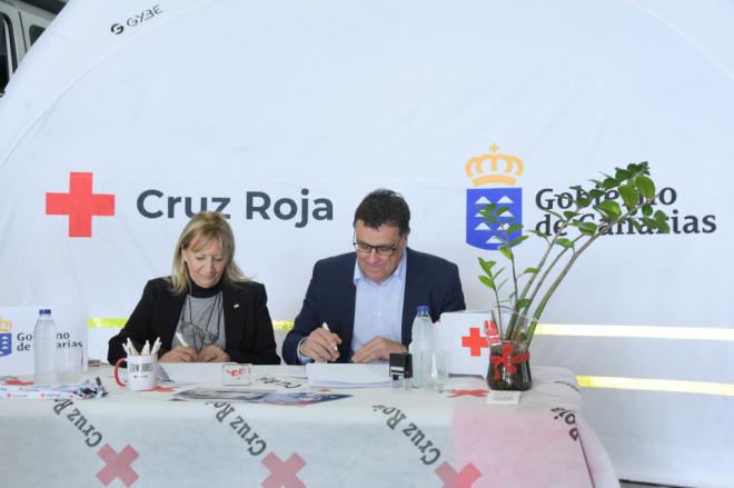 Gobierno y Cruz Roja firman un convenio para mejorar la logística en atención a las emergencias