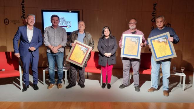 Los productores artísticos Valentín Álvarez, Martín Rivero y Cándido López ilustran el Foro de las Opiniones de Candelaria