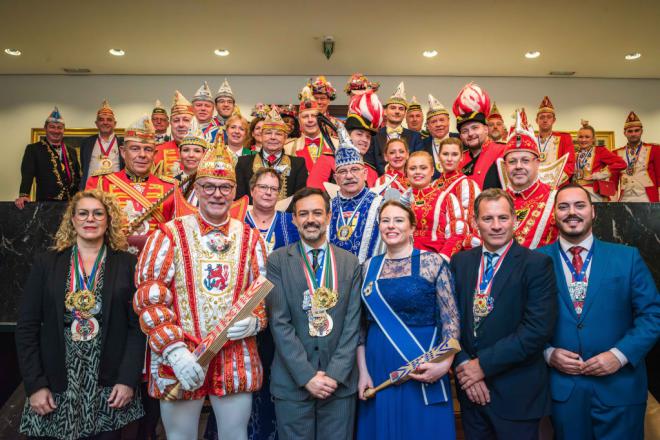 El Cabildo realiza la tradicional recepción a las delegaciones del Carnaval alemán