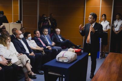 Barceló Hotel Group apuesta por la salud en Canarias, apoyando la dotación de equipos desfibriladores en las islas