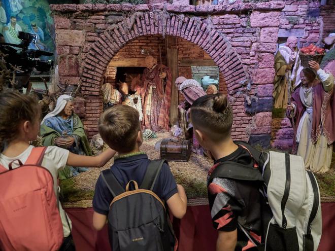 Se inaugura la Navidad con Portal de Belén en el Palacio Insular