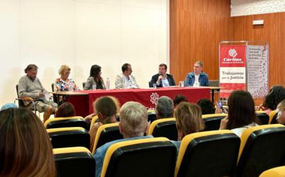 El Ayuntamiento y Cáritas celebraron el Día Internacional de las Personas Sin Hogar