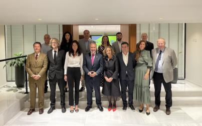 Torres ofrece en Reino Unido nuevas oportunidades de negocio con una economía canaria renovada, “más moderna, creativa y competitiva”