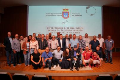 Granadilla de Abona homenajea a la familia de la lucha canaria en el municipio