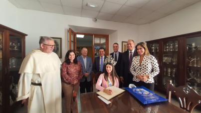 Visita a Candelaria de la Reina del Hogar Canario Venezolano