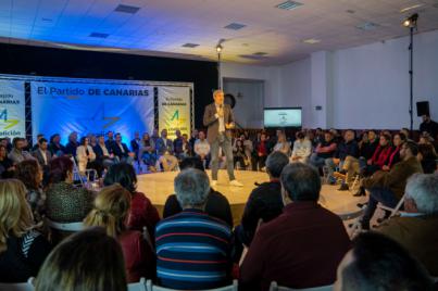 Clavijo se compromete a presidir un Gobierno que “ponga a los ciudadanos en el centro del sistema”