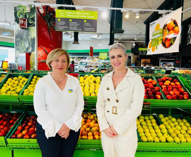Fundación DinoSol entrega 940 kg de productos para las personas de Ucrania en Canarias