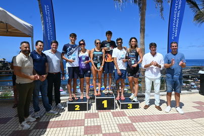 Ruimán Delgado y Dácil Hernández, ganadores del Acuatlón Santiago del Teide