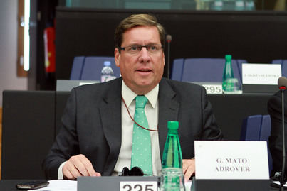 Mato aboga por la exención permanente del pago de emisiones del transporte en la UE