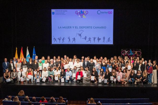 Acto de homenaje a las deportistas de élite canarias
