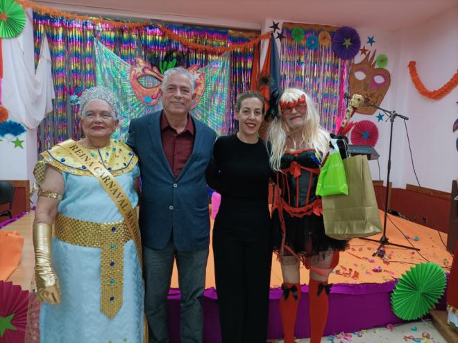 Maribel del Toro Suárez y José del Pino Ojeda se alzan con el título de Reina y Drag Queen de la Tercera Edad del Carnaval 2023 de La Aldea de San Nicolás