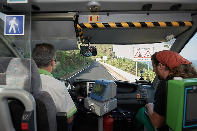 Un total de 431 personas accedieron a Punta de Teno en la nueva línea de Titsa