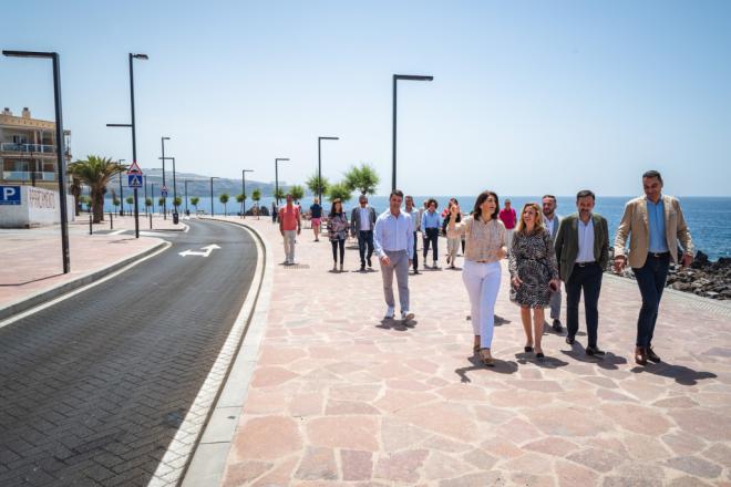El Cabildo y el Ayuntamiento de Guía de Isora inauguran el paseo de Playa San Juan