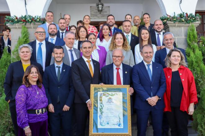 El Ayuntamiento nombra Hijo Predilecto de Los Llanos de Aridane a Hugo Castro