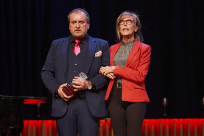 El peligro de las buenas compañías envidia el virtuosismo en el Teatro Guimerá