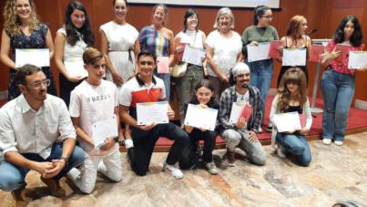 La consejera de Educación y Juventud entrega los premios del III Concurso ‘Benito Pérez Galdós’ de Narrativa Joven